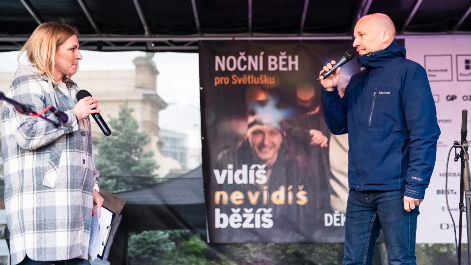 Noční běh pro Světlušku v Plzni