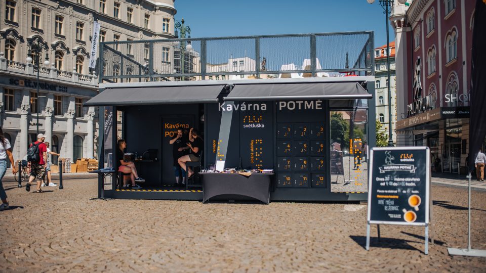 Kavárna POTMĚ v Praze